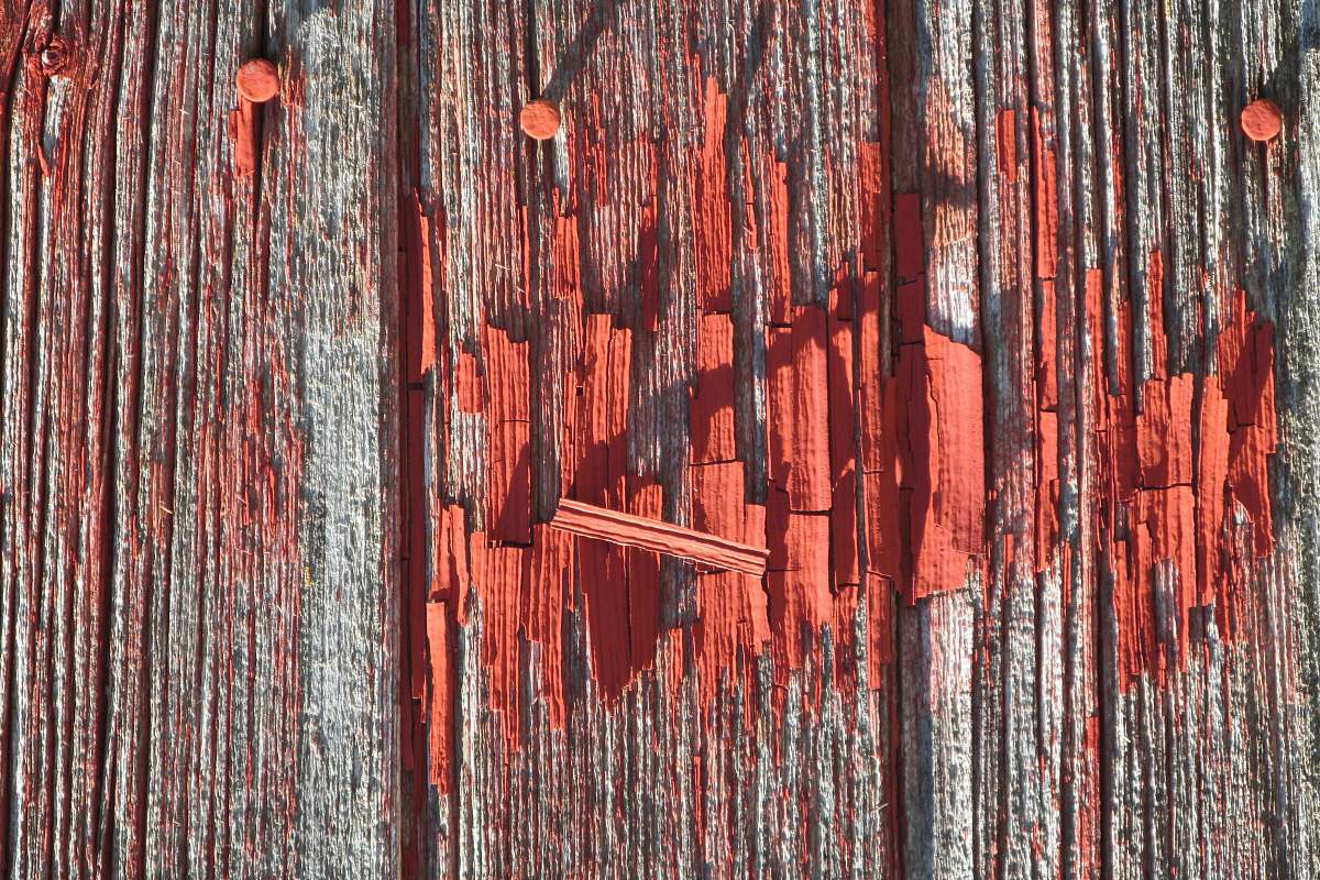 ogle county brown wooden shards paint
